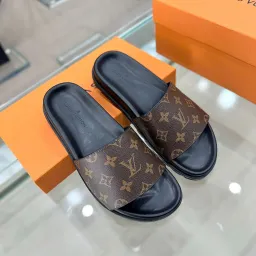 FashionHub