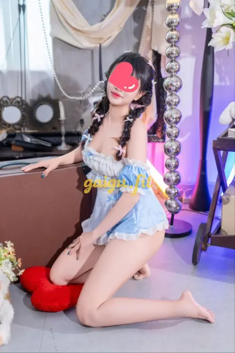 ❤️BABE QUỲNH NHI ❤️- KHUÔN MẶT ĐẸP CUỐN HÚT MỌI ÁNH NHÌN