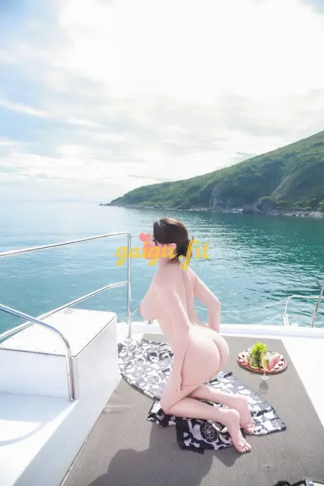 Linh SAN CHUYÊN PHỤC VỤ BOSS VIP