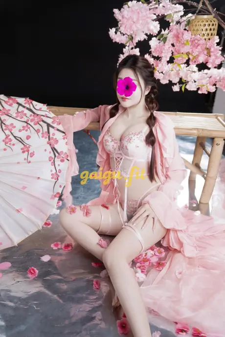 💗GÁI XINH YẾN NHI_ MẶT DÂM VÚ TO_LÀM TÌNH BAO ĐỈNH LUÔN NHA AE