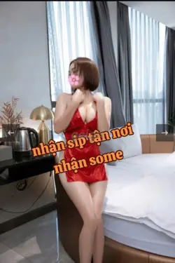 Hà Linh:HÀNG SIÊU NGON, DA TRẮNG , DÁNG XINH BÚ LIẾM CỰC PHÊ
