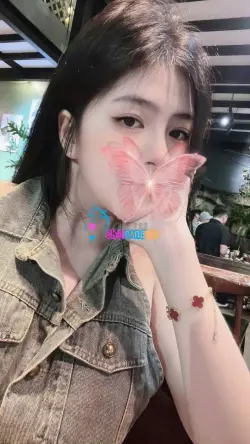 HÀ TRANG - GÁI TRẺ, XINH ĐÁNG YÊU, BODY MƯỢT
