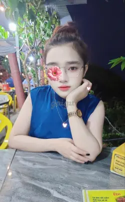 Phương Nhi ( New) xinh dâm , bú giỏi, sướng cực đỉnh