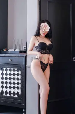 ❤️ Tiểu Vy ❤️ HOT GIRL DA TRẮNG, VÚ TO, TÌNH CẢM, NHẸ NHÀNG