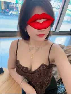 Thư BaBy-da trắng mặt đẹp vú to