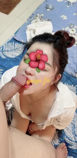 BẢO CHÂU CÓ ĐÔI MÔI BÚ CIU CỰC ĐỈNH VÚ VỰ XINH ĐẸP NHIỆT TÌNH CHIỀU KHÁCH