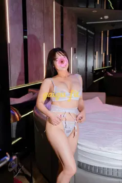 Hương Thảo_ Gái dâm hồi xuân, body nuột nà