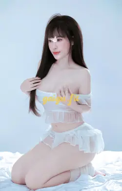 Diệu San - Diễn Viên Điện Ảnh Trong Hình Hài Một Em Gái Đi Khách !