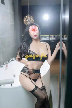 CÚN TÂY _ GÁI XINH DA TRẮNG MÌNH DÂY,NGOAN HIỀN TÌNH CẢM