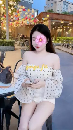 HOT PHƯƠNG NHI 2k4 GIRL LOLI, BODY NON TƠ NGỌT NƯỚC, HÀNG NGUYÊN BẢN ĐẸP MÊ