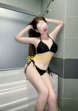 Linh Chi 🌸 em gái dễ thương nhiệt tình vui vẻ ❤️