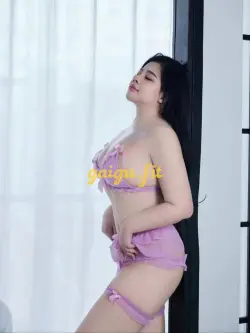 Ngọc Hà - Ngoan Hiền - Chiều Hơn Người Yêu