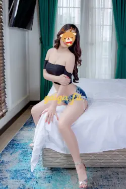 Ngọc Tiền - Người đẹp Chân Dài Massage Cực Phê ~